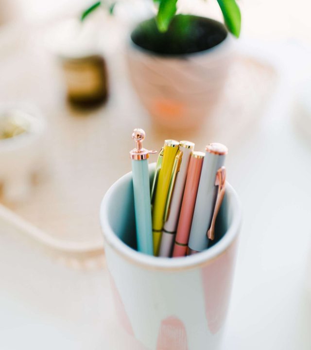 pink-cup-full-of-pens